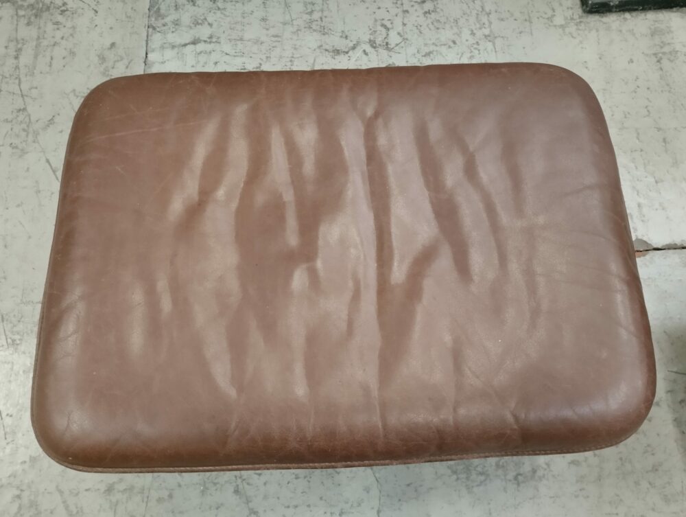 POLTRONA E POGGIAPIEDI DE SEDE